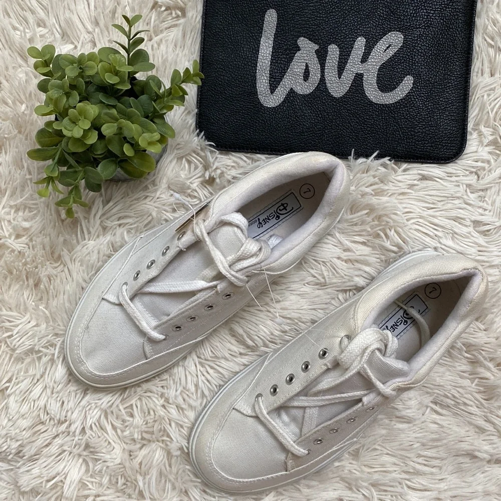 🎉2XHP🎉 Disney Vintage Mickey Mouse Canvas Sneakers 💗 White - Picture 3 of 16